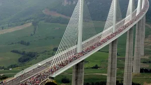 Cum arată cele mai înfricoşătoare poduri din lume - GALERIE FOTO 