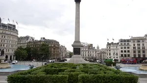 Est-europeni, în principal români, se bat zilnic pentru locuri în zone turistice din Londra