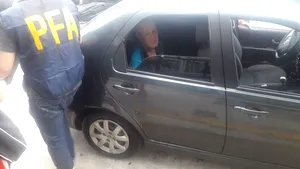 Omul de afaceri Avraham Morgenstern, condamnat la 8 ani de închisoare pentru evaziune fiscală, reţinut în Buenos Aires | FOTO
