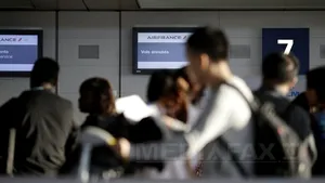 Jumătate din aeronavele Air France, blocate la sol din cauza grevei piloţilor