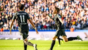 Incidente violente în partida dintre FC Koln şi TSG Hoffenheim: Un suporter a fost grav rănit, după ce a căzut din tribună