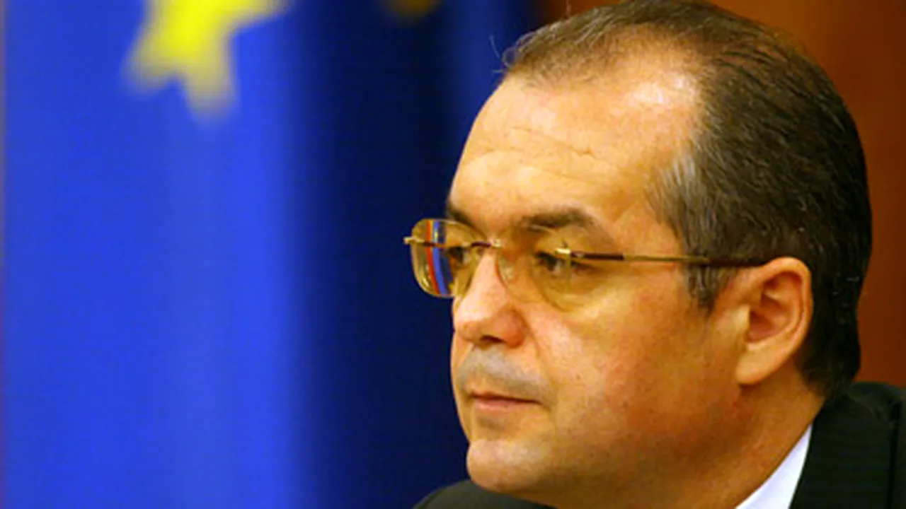 Boc nu amână asumarea răspunderii şi cere să se renunţe la grevă