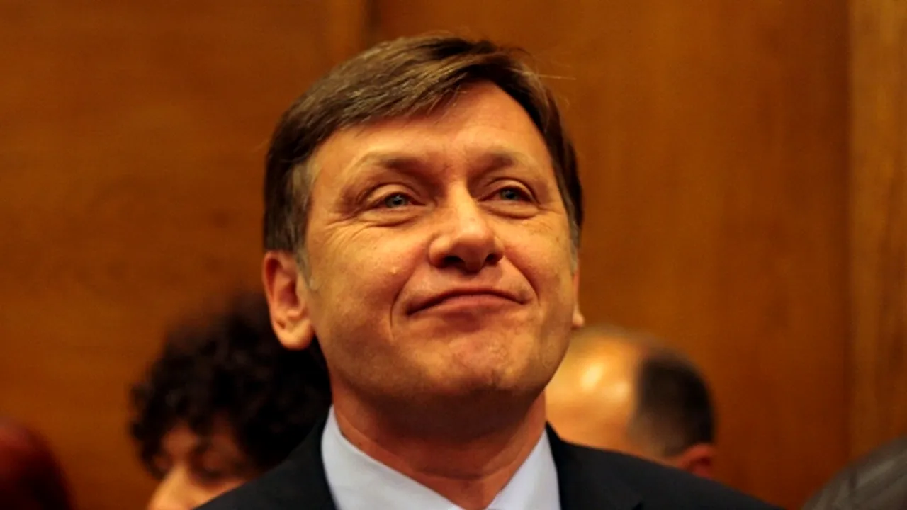 Antonescu l-ar propune pe Patriciu premier în timpul mandatului său de preşedinte