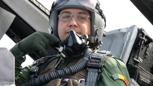 Pilot F-16: Premierul a vorbit tot timpul, mi-a spus: Yoggi, mă simt minunat, aş vrea această slujbă