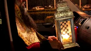 Lumina Sfântă a fost adusă de la Ierusalim cu un avion special