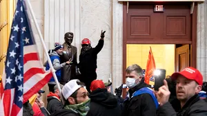 VIDEO Un actor celebru compară asaltul de la Capitoliu cu ”Noaptea de cristal” a naziştilor: ”Totul a început cu minciuni, minciuni şi intoleranţă”