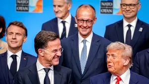 Trump a discutat cu liderii UE și Zelenski înainte de întâlnirea sa cu Putin în Alaska / Trump îl avertizează pe Putin: Vor fi consecințe severe dacă nu oprește războiul