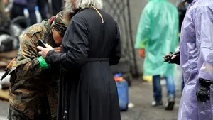 Ianukovici: Ucraina a intrat în RĂZBOI CIVIL. Operaţiune ANTITERORISTĂ în estul ţării. VICTIME de ambele părţi - FOTO