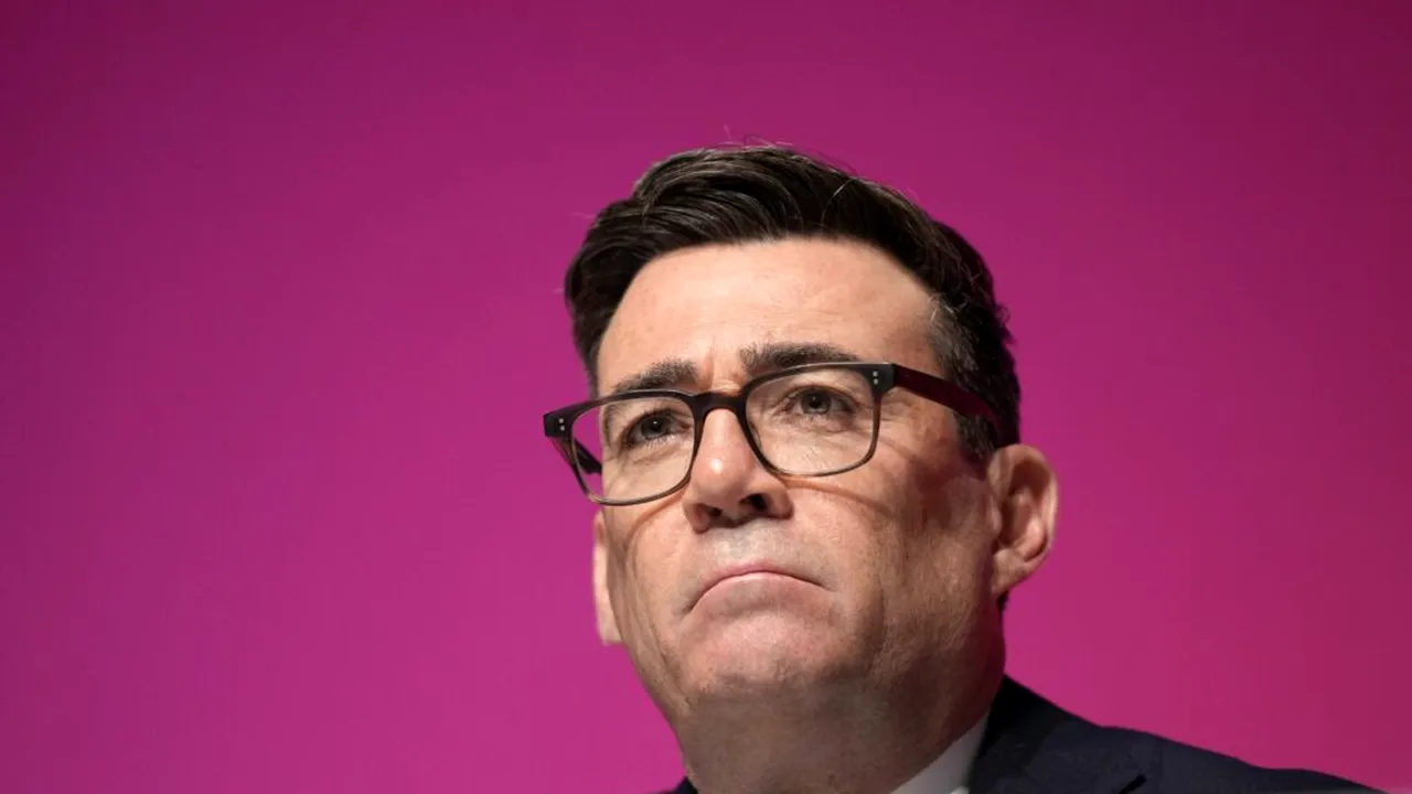 Andy Burnham: „Indicii clare” privind implicarea Iranului în incidentul de lângă baza RAF Fairford