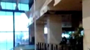 Cluj: O parte a acoperişului unui mall s-a prăbuşit (Video)