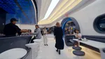 Primul restaurant Tesla s-a deschis la Hollywood: un spectacol retro-futurist semnat Elon Musk