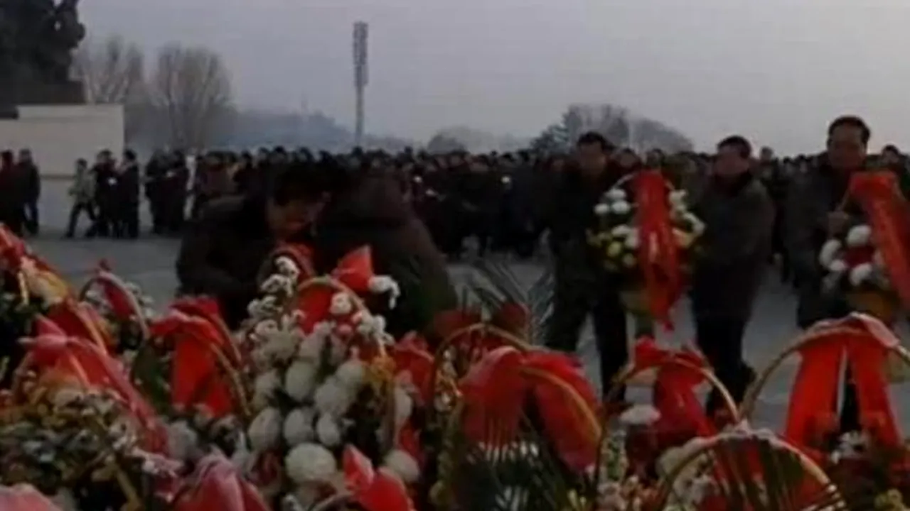 1 an de la moartea lui Kim Jong-il: Coreea de Nord a mobilizat masele pentru a-i aduce un omagiu fostului lider de la Phenian - VIDEO