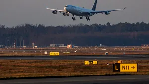 Primul zbor guvernamental pentru britanicii din Orientul Mijlociu a revenit în Marea Britanie