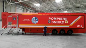 Aglomeraţie la ATI: Unitatea mobilă de terapie intensivă din Galaţi este mutată la Timişoara