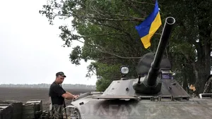 ANALIZĂ: Rusia adoptă un ton conciliant faţă de prezidenţialele din Ucraina, dar îşi continuă jocurile