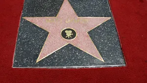 Amprentele a 61 de vedete de la Hollywood, retrase de pe Walk of Fame