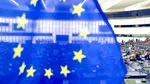 UE a respins cererea Rusiei de ridicare a unor sanțiuni ca parte a unui acord parțial de încetare a focului. UE cere „retragerea necondiționată a tuturor forțelor militare ruse de pe întregul teritoriu al Ucrainei”