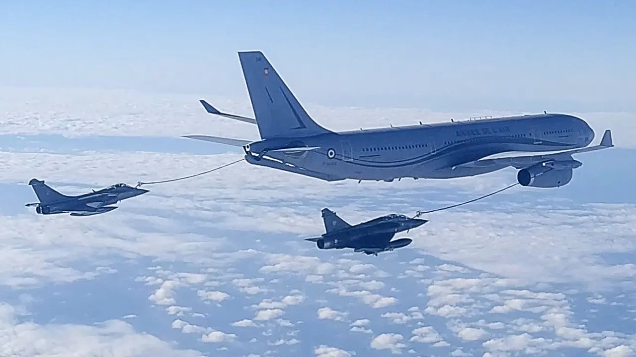 Rusia a trimis un avion pentru interceptarea a două bombardiere strategice americane 