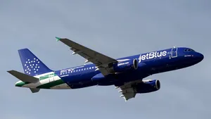 Două cadavre, găsite în compartimentul trenului de aterizare al unui avion