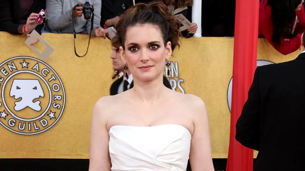 Winona Ryder ar putea juca într-un film după un scenariu de Sylvester Stallone