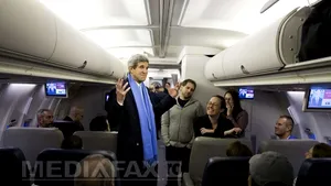 John Kerry şi-a început turneul în Asia, în contextul tensiunilor cu regimul de la Phenian