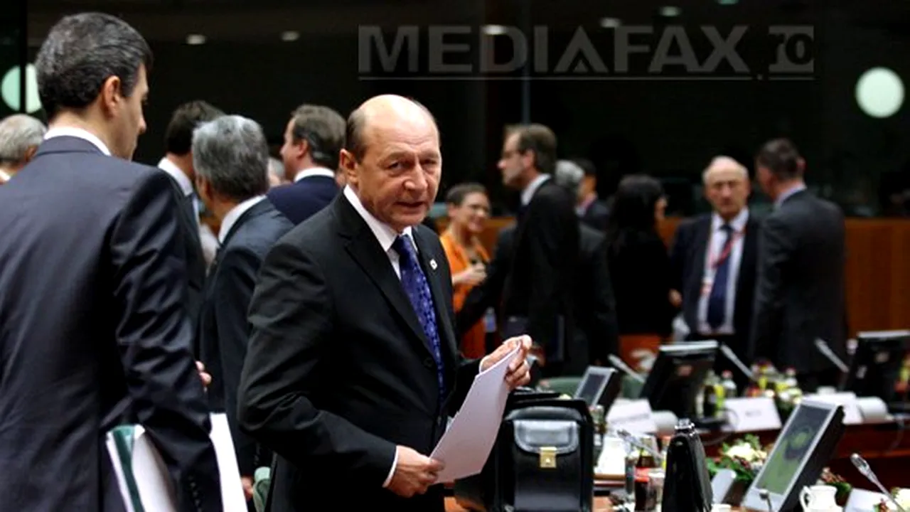 NOUA CONSTITUŢIE: Preşedintele merge la reuniunile europene pe securitate şi politică externă