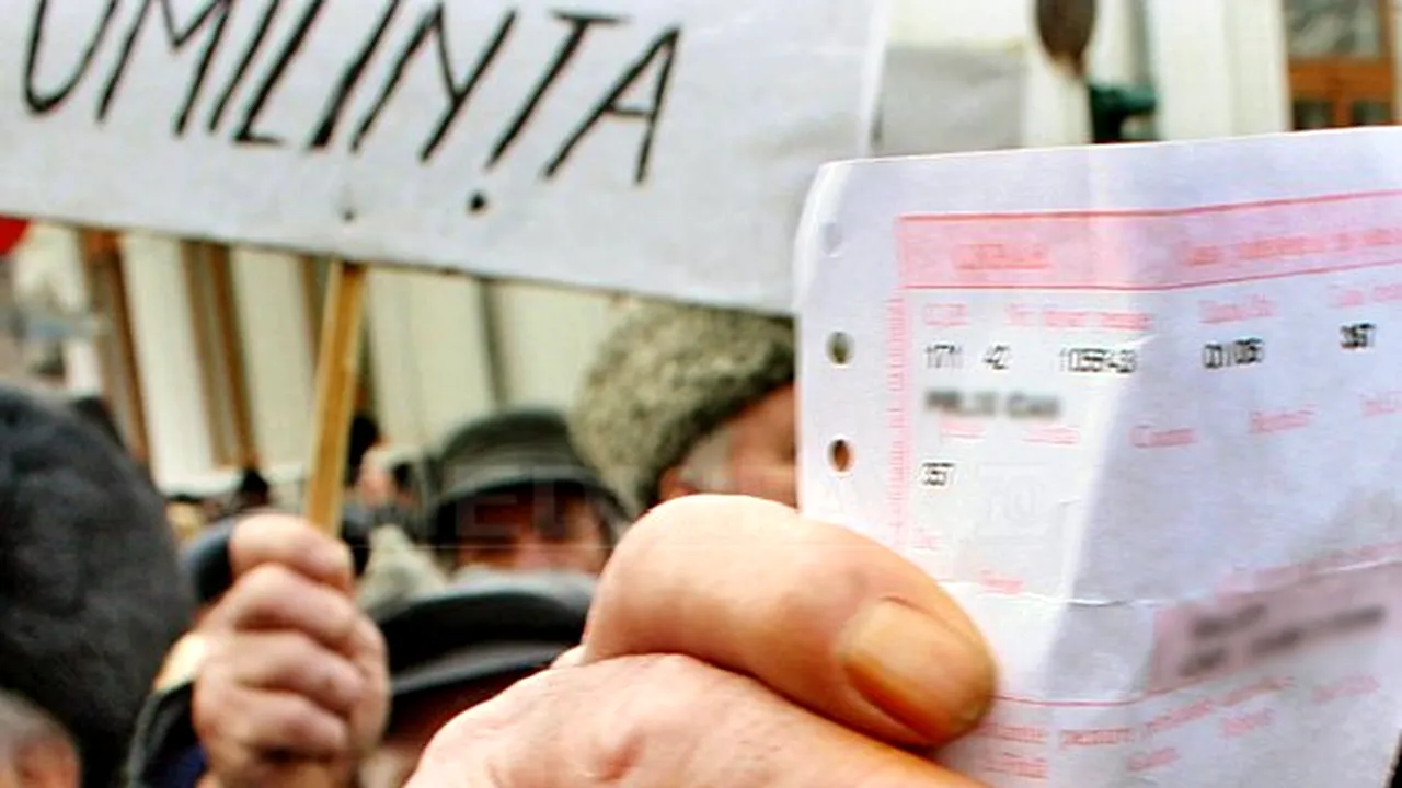 Pensionarii au ieşit din nou în stradă în faţa Guvernului, pentru a cere mărirea veniturilor