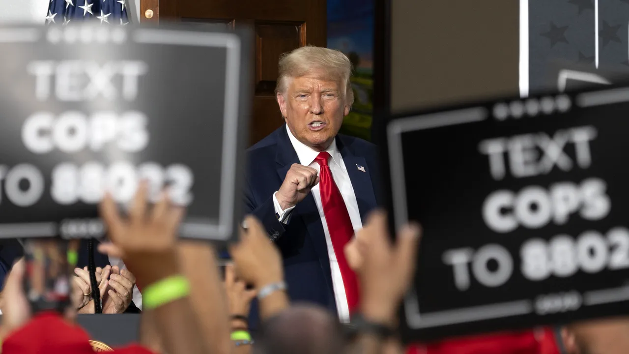 Trump amuză poliţiştii din New York