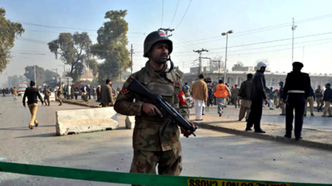 Pakistan: Bilanţul atentatului comis vineri pe un teren de volei a ajuns la 101 morţi