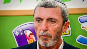 Lelia Munteanu: Israel - relaxarea în Educaţie, sub un ministru homofob, tată a 12 copii
