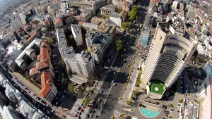 BUCUREŞTI: 370 de zone, transformate în adevărate depozite de gunoi. Grămezi de reziduri sunt lăsate zilnic 