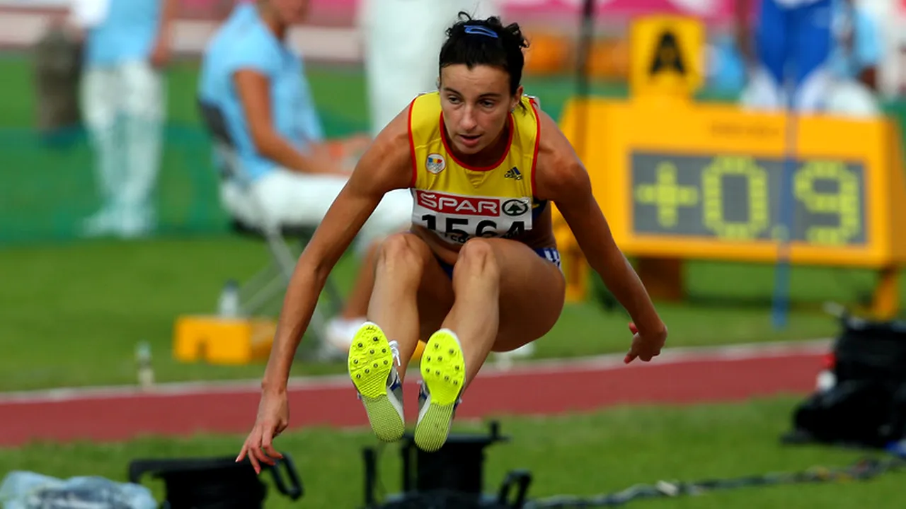Sportiva care a câştigat lupta cu o complicaţie rară care-i punea viaţa în pericol la naşterea copilului. 