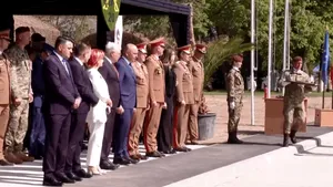 Bolojan și Tîlvăr, împreună la decorarea drapelului Scorpionilor Negri