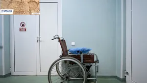 #roMânia EXODUL medicilor şi sănătatea bolnavă a unui popor/ “Am stat cu bolnavul 3 ore aşteptând un fir de sutură. Aşa am decis să plec”
