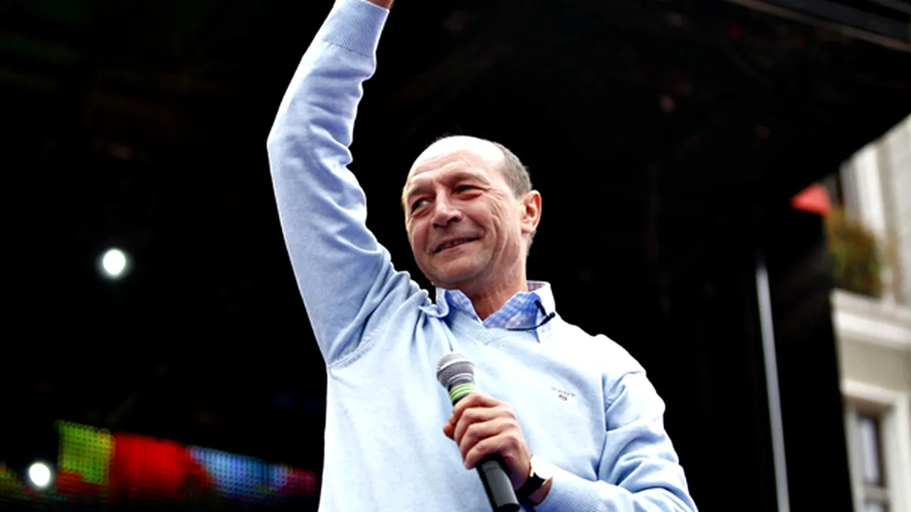 Traian Băsescu deschide lista la europarlamentare din partea PMP. Care sunt ceilalţi candidaţi înscrişi în cursa electorală
