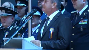 Oprea, absolvenţilor Academiei de Poliţie: Vă începeţi cariera fără griji legate de drepturile voastre - VIDEO