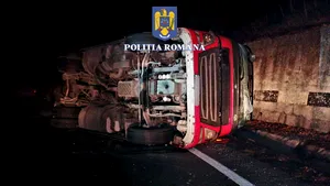 O cisternă încărcată  cu combustibil termic lichid s-a răsturnat pe DN 13, în Braşov. Trafic oprit
