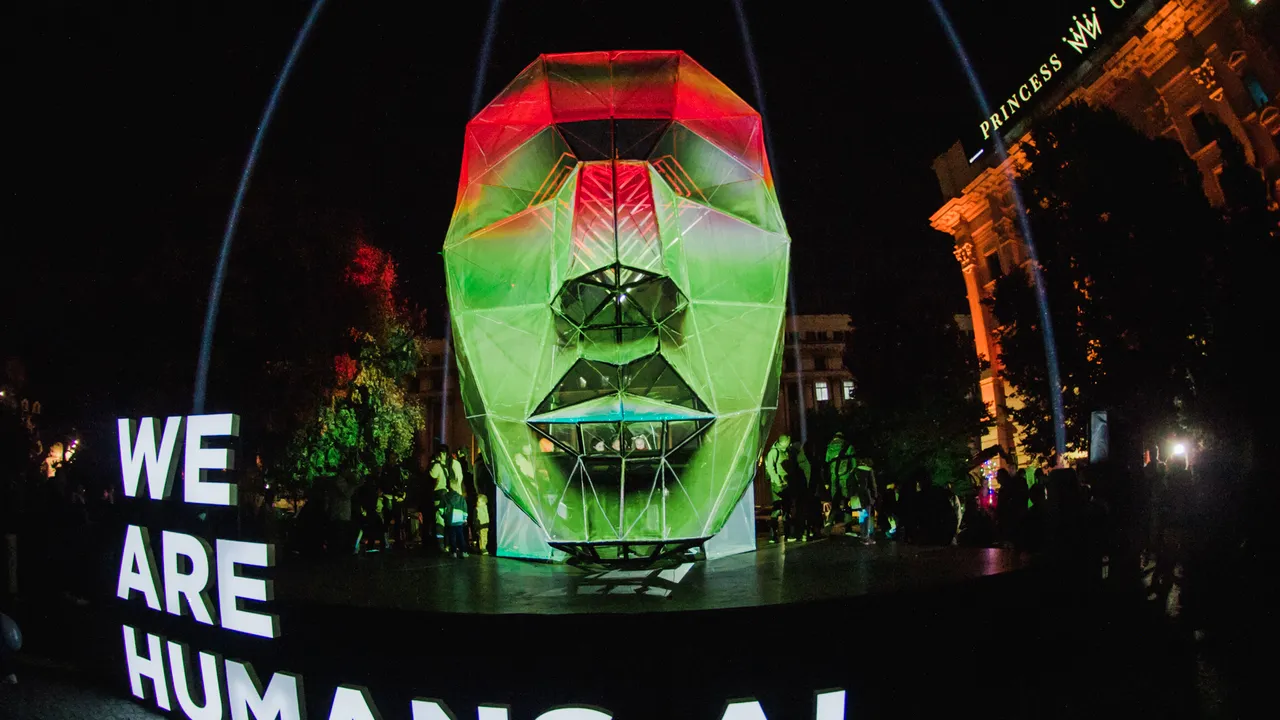 Inteligenţa artificială dezvoltată de Humans.ai a prezentat Bucureştiul la Festivalul Spotlight din Bucureşti