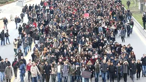 Cel puţin 100.000 de manifestanţi la Bruxelles împotriva măsurilor de austeritate ale guvernului