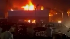 Peste 100 de morţi şi 150 de răniţi într-un incendiu izbucnit în timpul unei nunţi creştine din Irak