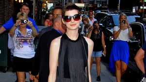 Anne Hathaway este însărcinată