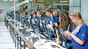 ANALIZĂ ZF. România este al şaselea cel mai mare angajator din Europa pentru producţia de biciclete. Peste 2.700 de oameni lucrează în domeniu