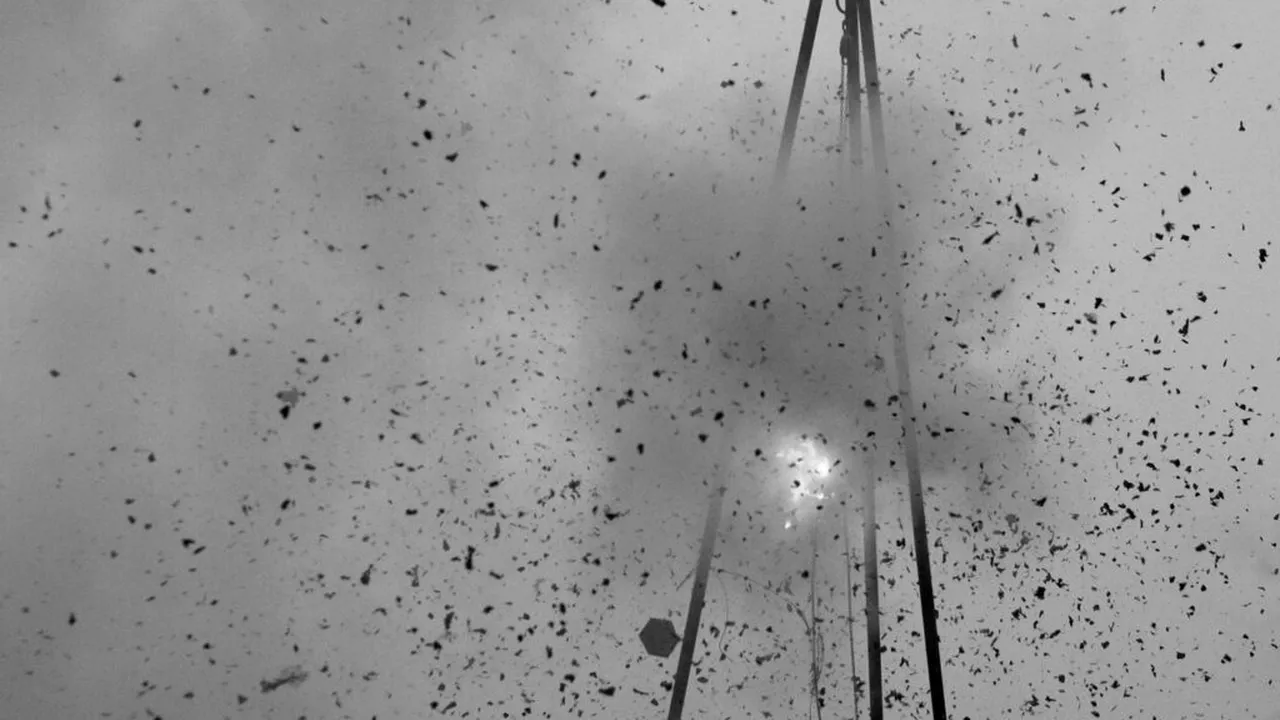 Explozie puternică într-o localitate din estul Franței. O clădire aflată lângă un liceu a sărit în aer