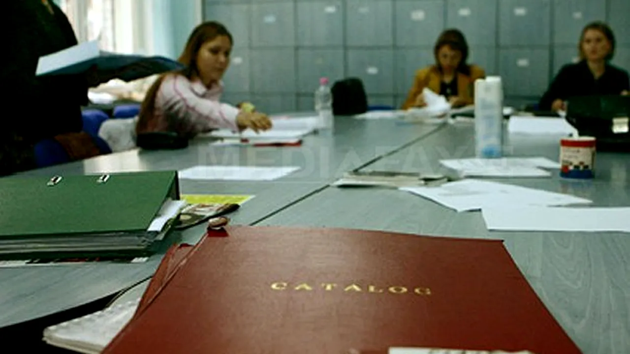 Premierul explică întârzierea salariilor în educaţie: Nu toţi au aplicat noile proceduri, deşi le ştiau