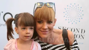 Roxana Ciuhulescu a fost cât pe ce să mănânce arici de mare în vacanţa din Grecia