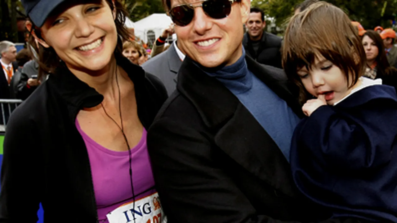 Tom Cruise şi Katie Holmes îşi doresc pentru anul 2010 un al doilea copil