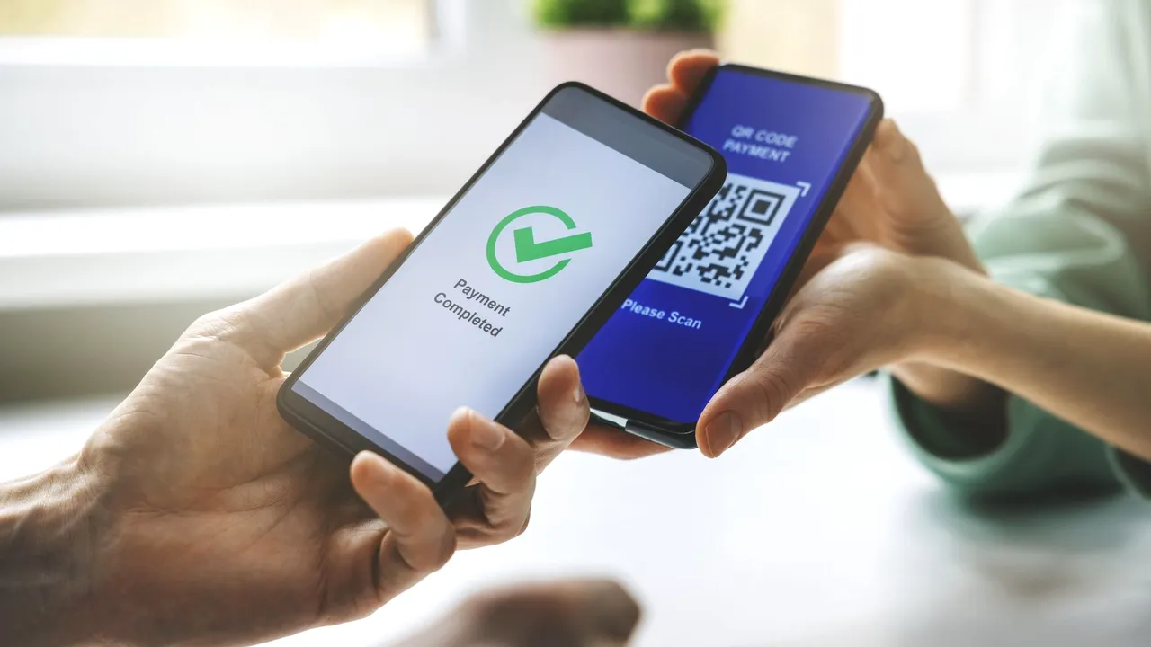 Analiză. Companiile doresc eficientizarea procesului de plată prin introducerea sistemului Tap To Mobile. Cum funcţionează
