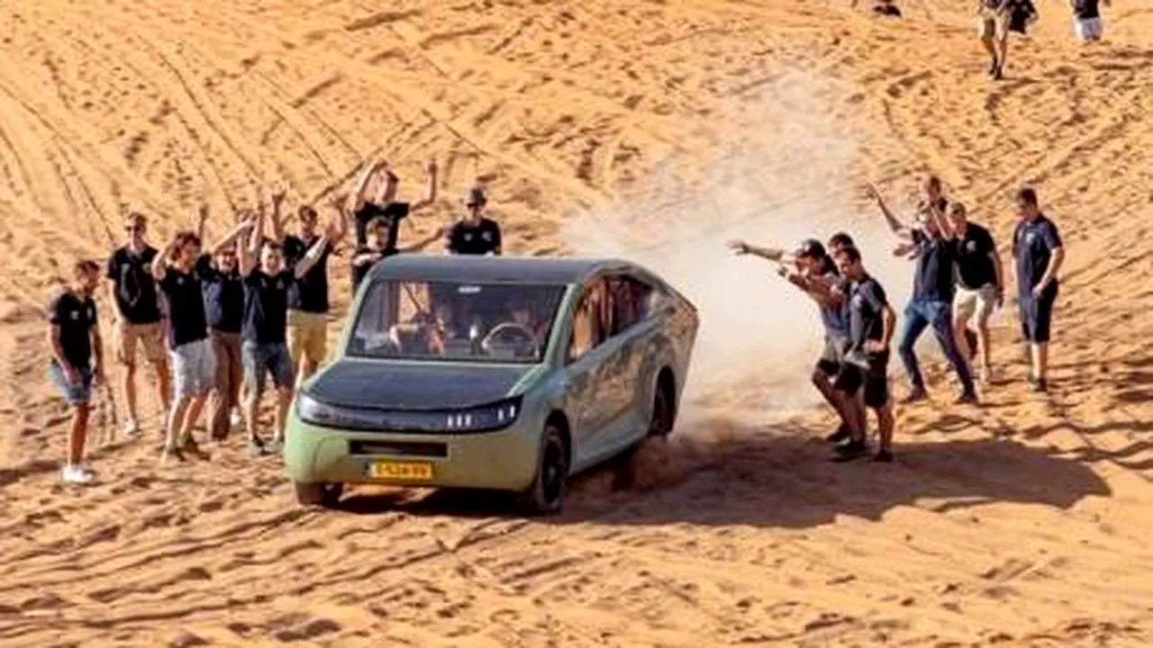 Stella Terra: maşina solară care a traversat Sahara fără încărcare

