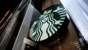 Starbucks închide simultan mii de cafenele în Coreea de Sud după un scandal legat de o campanie publicitară controversată