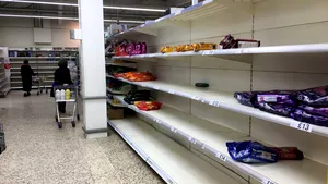 Trăind printre rafturi goale: O ţară care cunoaşte prea bine lipsurile oferă sfaturi preţioase pentru a trece de criza COVID-19